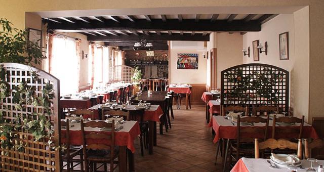 Hotel Peret Denguin Εξωτερικό φωτογραφία